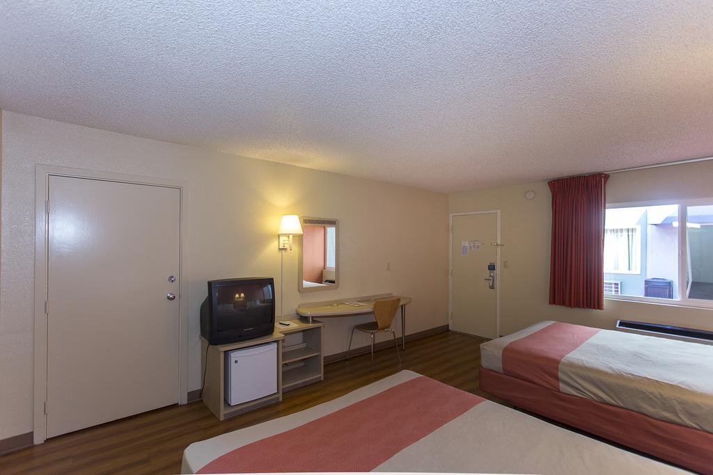 סן פרנסיסקו Cathedral Hill Hotel מראה חיצוני תמונה
