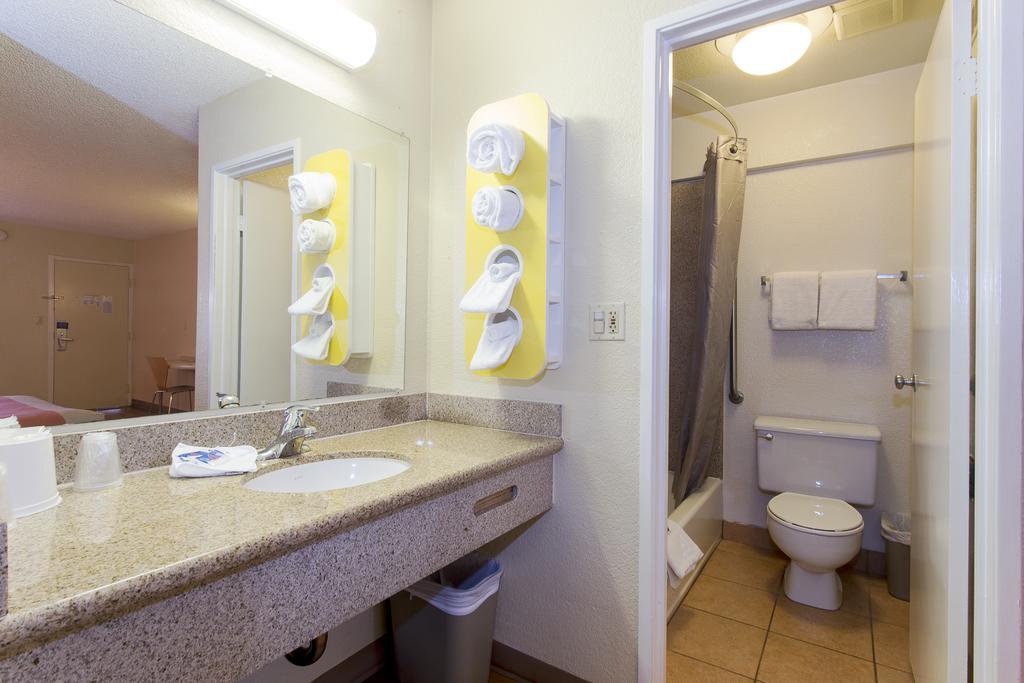 סן פרנסיסקו Cathedral Hill Hotel מראה חיצוני תמונה