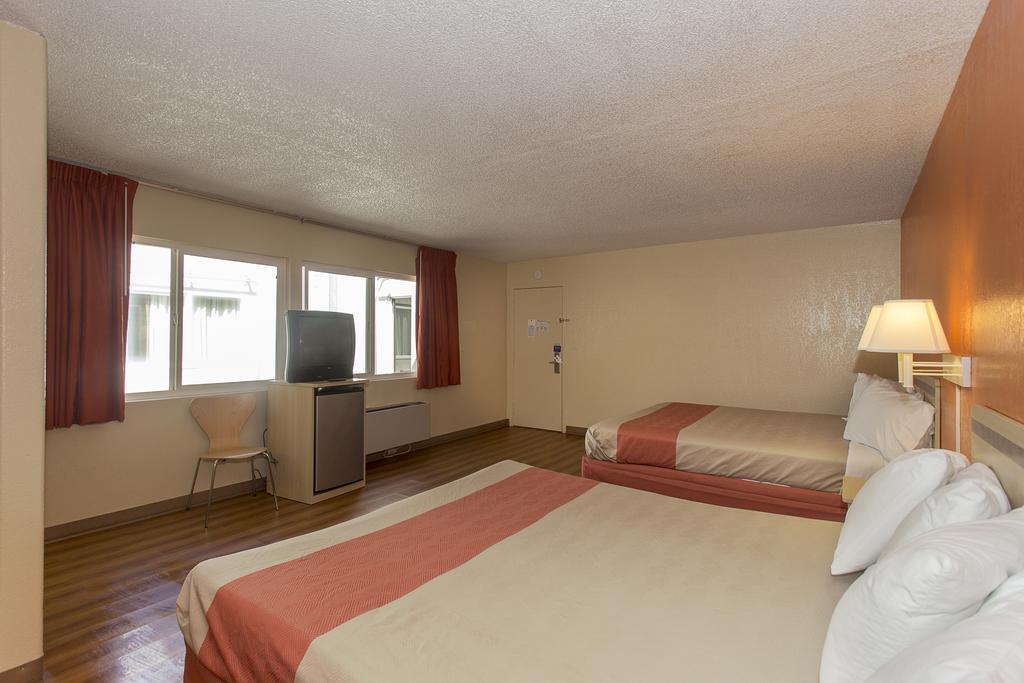 סן פרנסיסקו Cathedral Hill Hotel מראה חיצוני תמונה